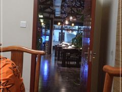 -东家小院金汤酸菜鱼(南阳路店)