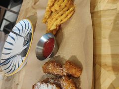 -必胜客(大宁路店)