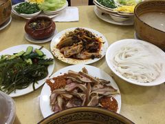 -桥香园云南过桥米线(金马碧鸡店)