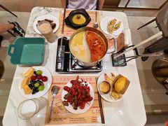 -金马门国际美食百汇(珞喻路店)