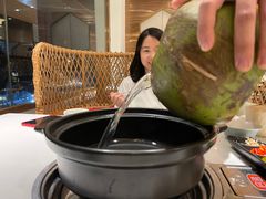 -东椰·海南椰子鸡火锅(朝阳门店)