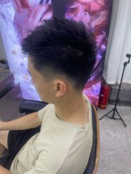 -藤野造型烫发染发