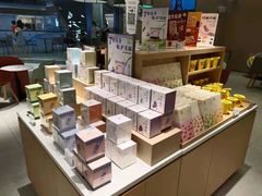 -奈雪的茶(中华广场店)