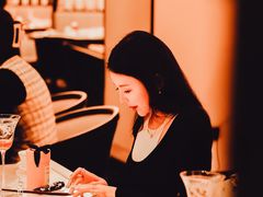 -人间采蜜(海信广场店)