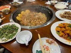 -铁锅炖灶台鱼老三炖鱼馆