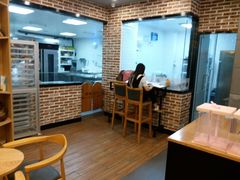 -焙丽拾光(麦凯乐直营店)