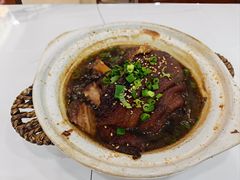-老码头黑皮肘子锅包肉(文政街店)