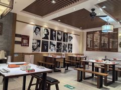 -白氏兄弟烧烤(中赢广场店)