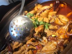 肥肠牛蛙砂锅-马头巷·食景园(苏州总店)