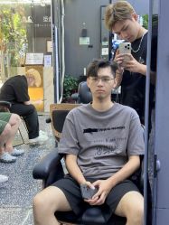 -藤野造型专业烫染接发