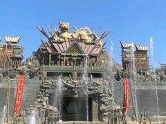 -七彩云南欢乐世界