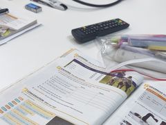 -新东方成人英语学习考试·口语·商务(延安路校区)