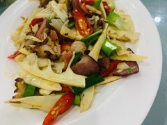 竹海老腊肉-漫山居私汤民宿全竹宴