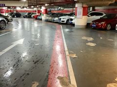 -日月光中心-停车场