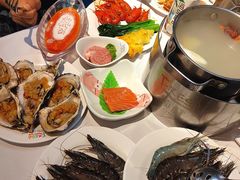 -领鲜活海鲜榴莲自助火锅(东门店)