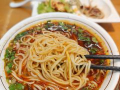 -伊京轩兰州牛肉面(闹市口店)