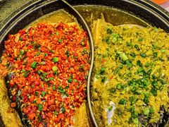 -阿瓦山寨·湘菜现炒·剁椒鱼头王(咸阳总店)