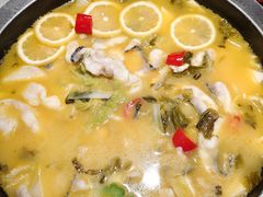 -山城外·非遗酸菜鱼(蜀都万达店)