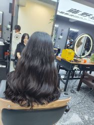 点击看大图 -藤野造型专业烫染接发