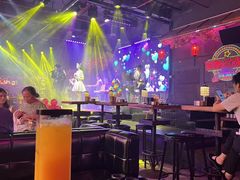 -喜鹊音乐酒馆(西街店)