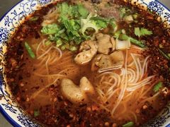 -刘二姐肥肠米粉(总店)