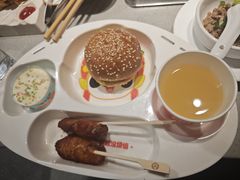 -海底捞火锅(银泰中心店)