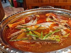 -老滇山寨•云南特色菜•地方菜•民族风情歌舞表演(金碧店)