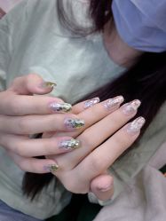 -情同手足美甲美睫