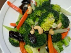 蒜蓉西兰花-纯肴大东北(新城北街店)