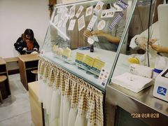 面包甜点陈列柜-屋裡·Union Bakery(龙江路店)