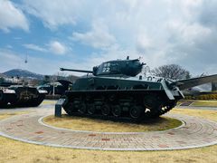 -韩国战争纪念馆