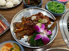 -明洞阿姨·韩式酱蟹烤肉·创意料理(三元桥店)