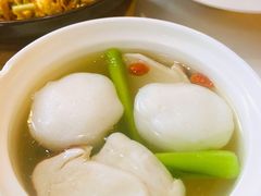 鸡松茸煮鱼丸-周三的情书花园餐厅(江北店)