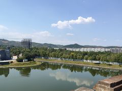 -砥洎城