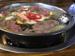 -泸州酸菜豆花火锅川师店