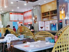大堂-肥肥虾庄·金牌油焖大虾(汉口城市广场店)