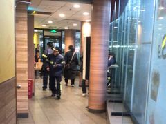 -麦当劳(虹梅路地铁站店)