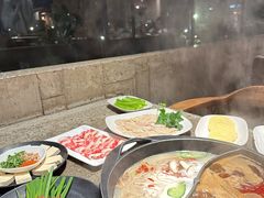 菌汤鸳鸯锅-园里火锅(仁和新城店)