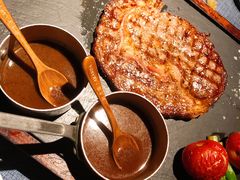 -弦月窗LUNETTE BY AMANDA(复兴路店)