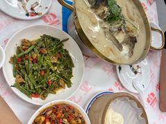 -堂瓦里·33年传统赣菜(第一街区店)