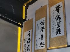 -荒岛实景沉浸密室(江汉路1店)