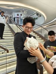 点击看大图 -Doris一站式游轮婚礼船东直营店(外滩店)