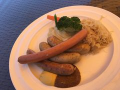 -LENBACH兰巴赫西餐啤酒坊(大连星海广场店)