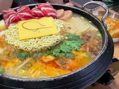 -WOW LUCKY创意韩料(龙阳广场店)