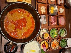 -银米·云南传统过桥米线(双廊黑金冠店)