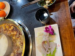 -重庆圣渝老火锅(掌起镇横街店)