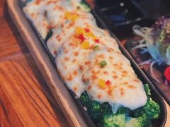 芝士焗西兰花-新城概念餐厅