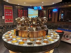 -新哥老官·畅吃123·美蛙世界(苏宁广场店)