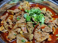 -大众跷脚牛肉馆·非遗传承单位(峨眉山店)