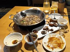 -大众跷脚牛肉馆·非遗传承单位(峨眉山店)